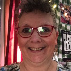 Meet your Posher, Beth